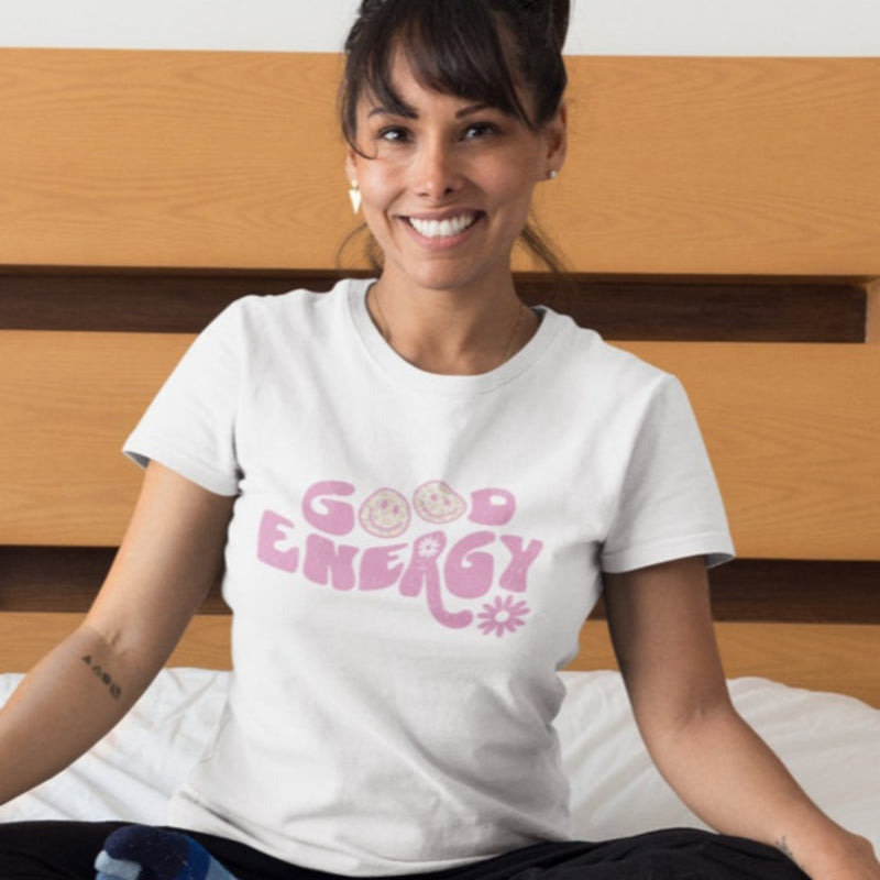 Women's Retro Good Energy T-Shirt - Best Printed Design Tshirt Tees for Ladies Girls Friends & Family